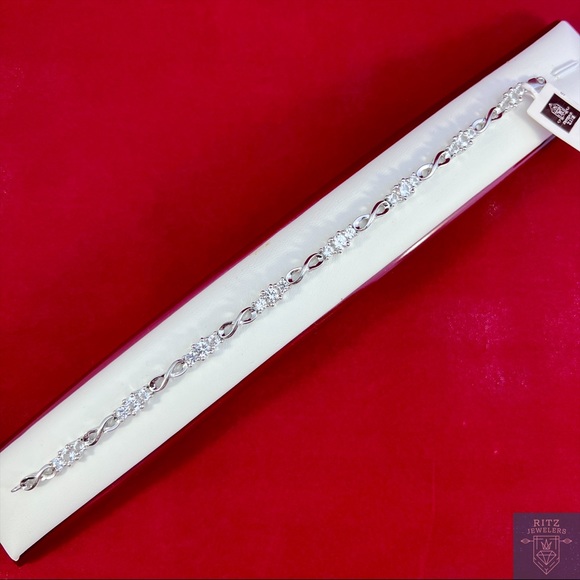 Sterling Silver Bracelet With Cubic Zirconia - Picture 3 of 5